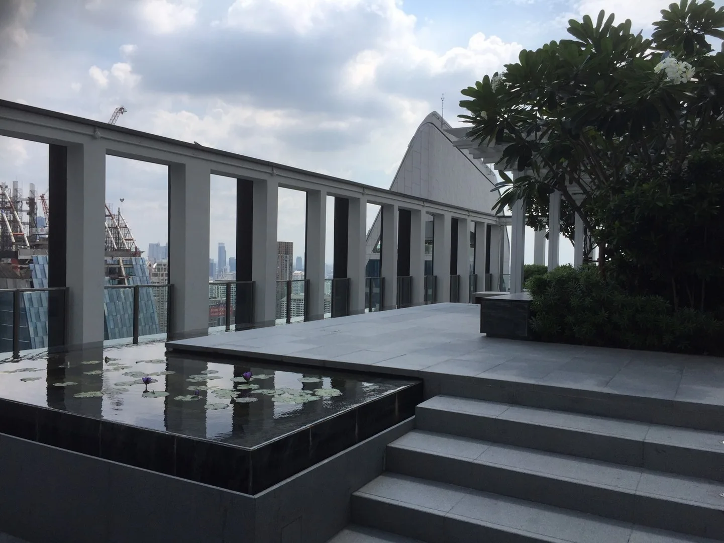 Noble Ploenchit — photo 18