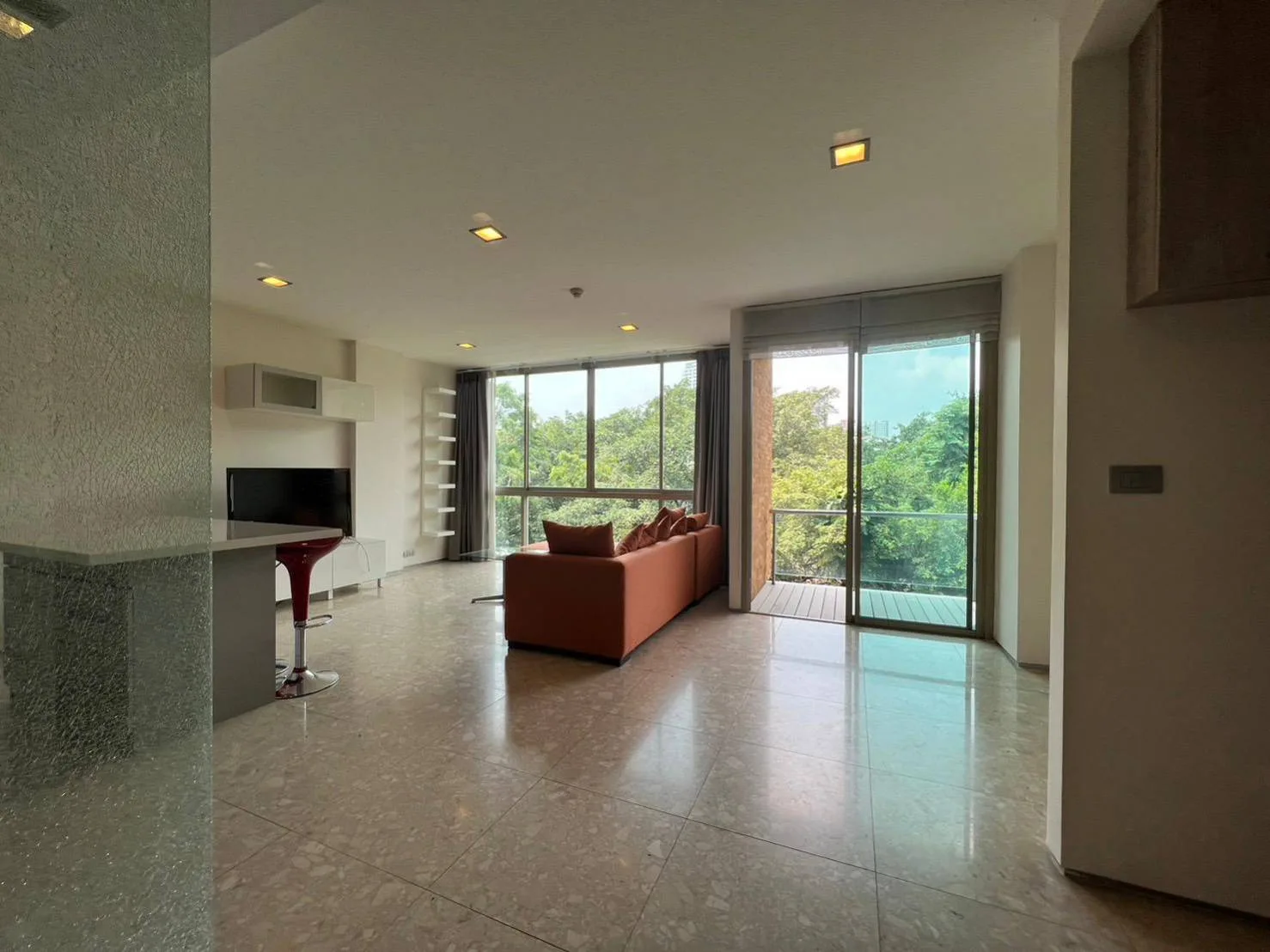 Ficus Lane — photo 4