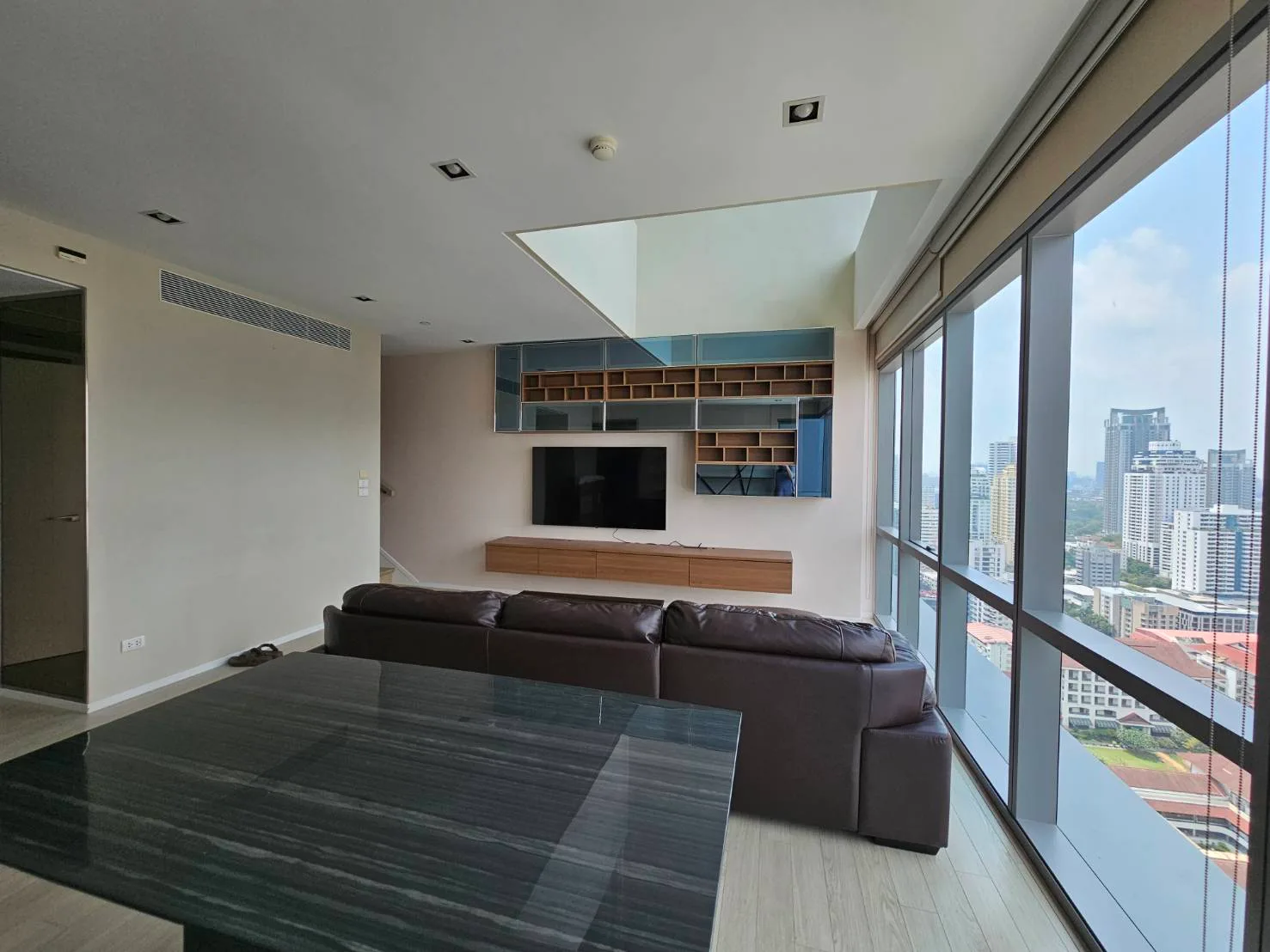 The Room Sukhumvit 21 — photo 3