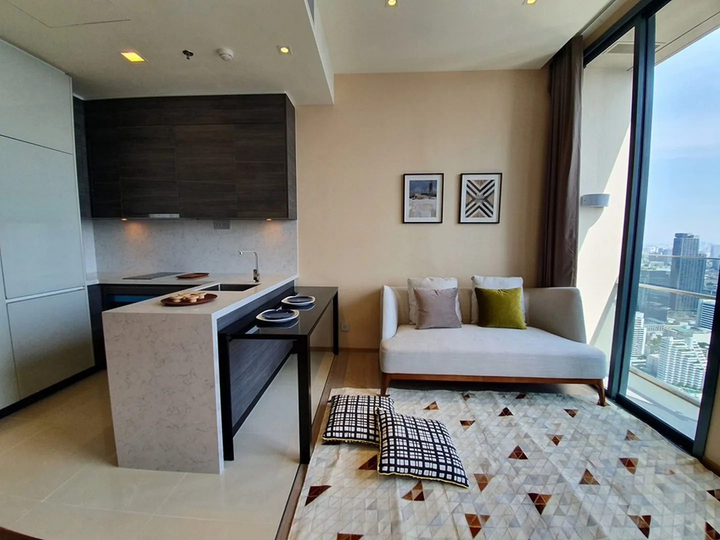 The Esse Asoke — photo 6