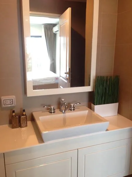 Condolette Dwell Sukhumvit 26 — photo 2