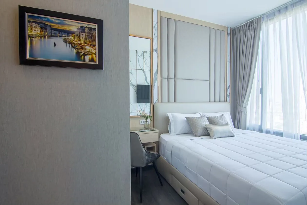 Edge Sukhumvit 23 — photo 9