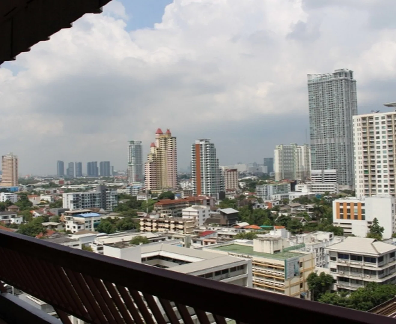 Baan Phaholyothin Place — photo 3