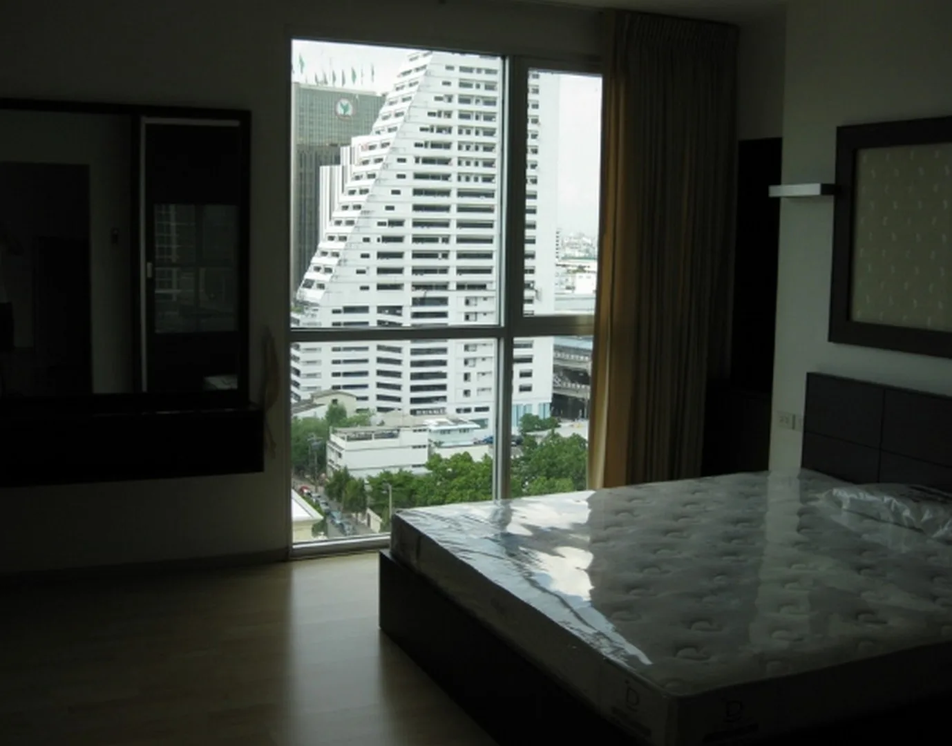 Noble Lite — photo 2