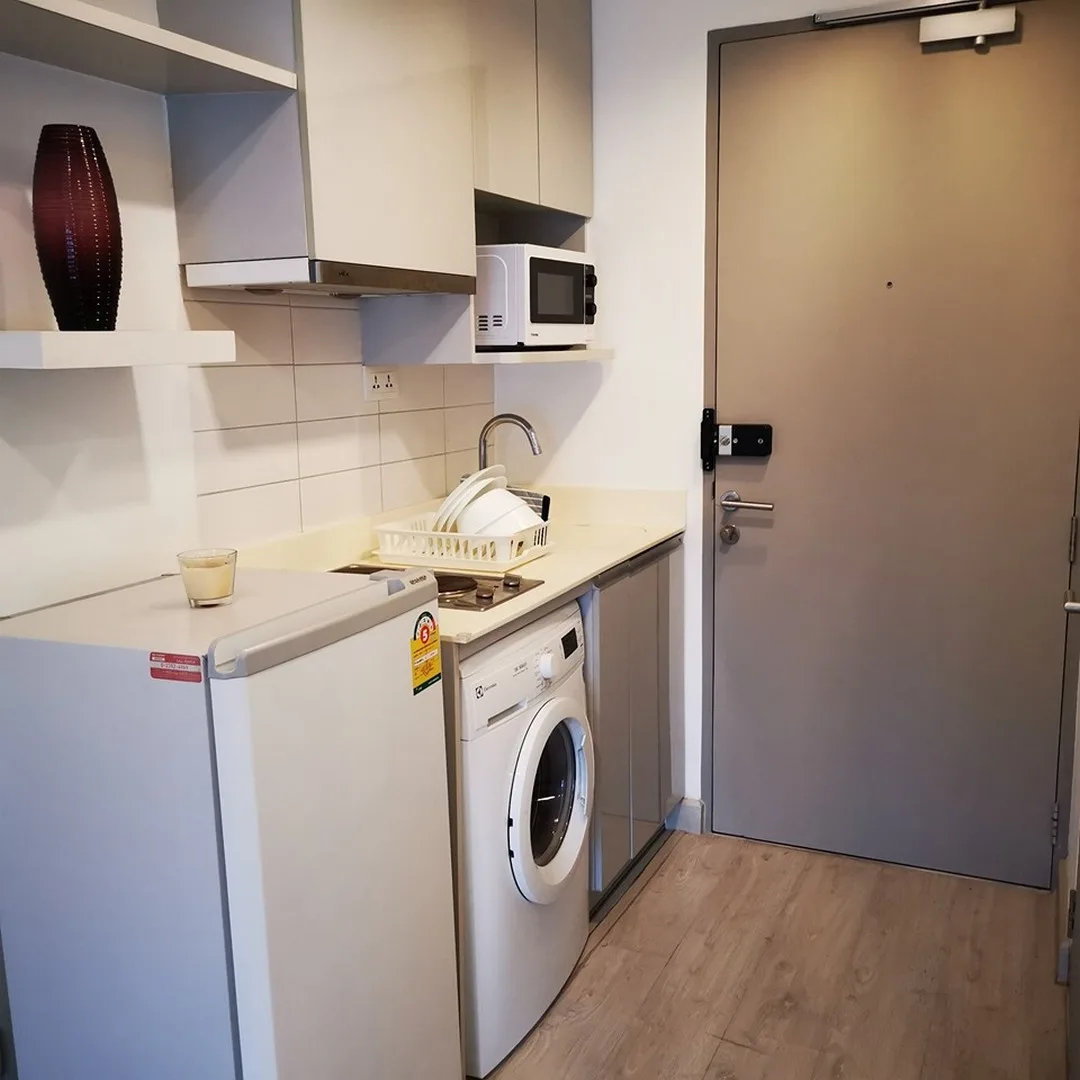 Ideo Mobi Sukhumvit 81 — photo 1