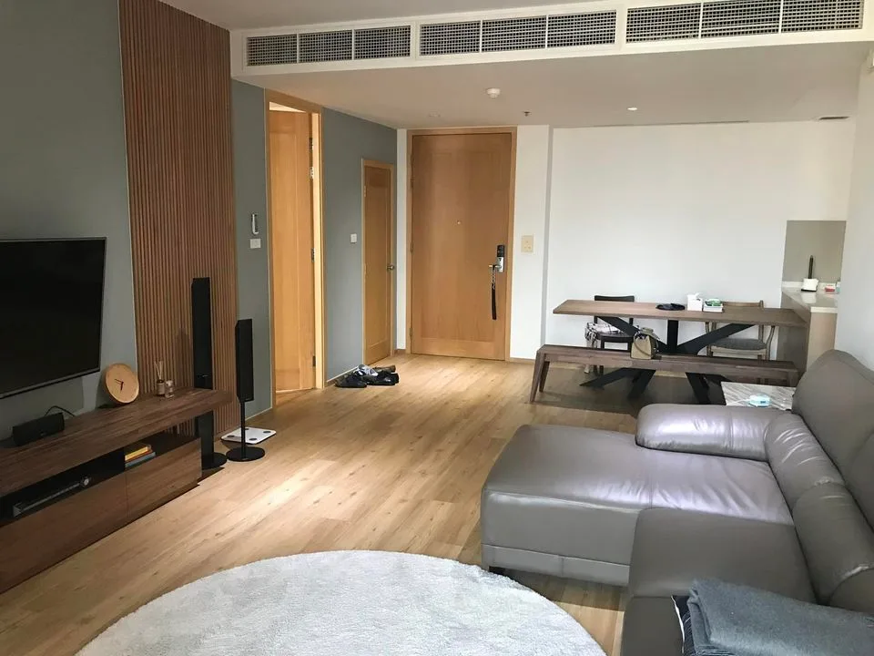 The Empire Place — photo 1