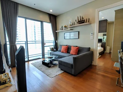 Bright Sukhumvit 24