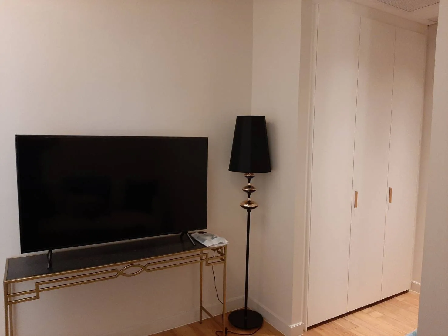 Sindhorn Residence — photo 8