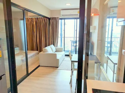 Condolette Midst Rama 9