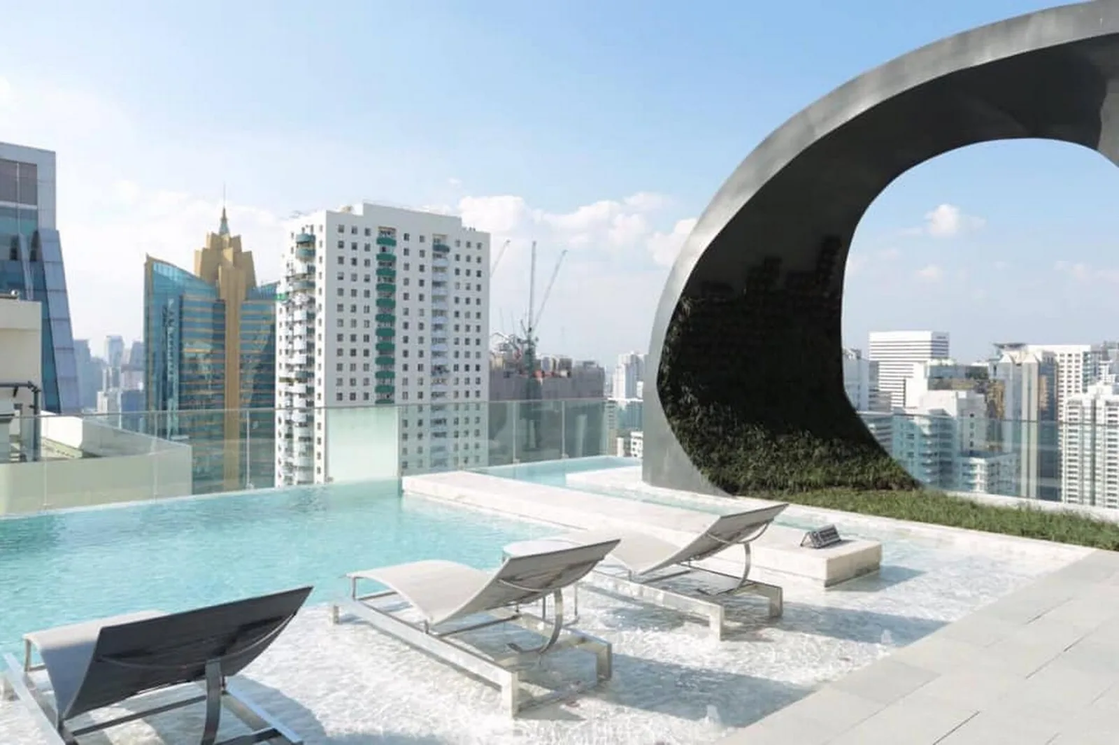Edge Sukhumvit 23 — photo 10