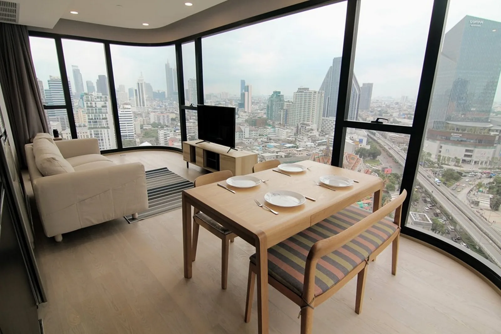 Ashton Chula - Silom — photo 2