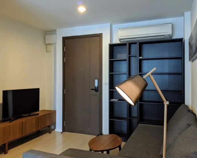 Rhythm Sathorn - Narathiwas — photo 2