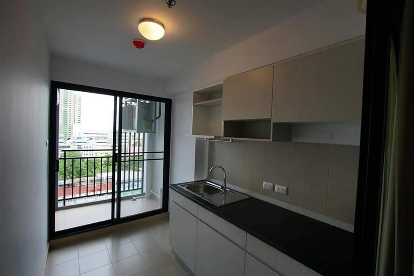 Supalai Loft @Talat Phlu Station — photo 4