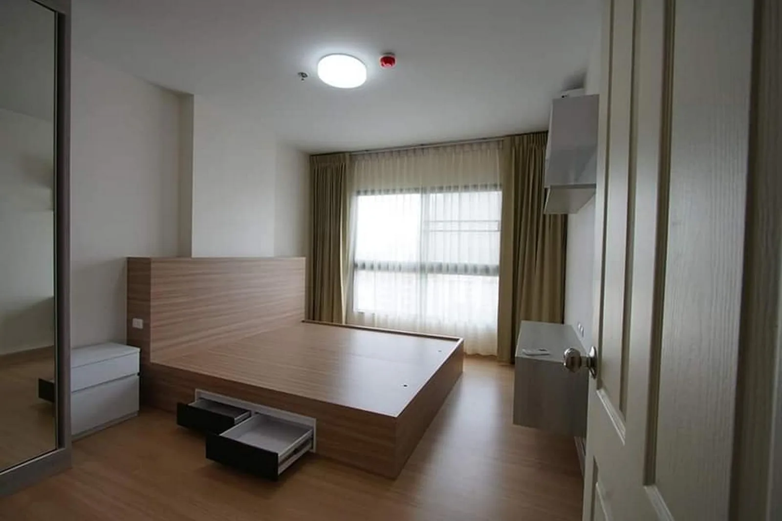 Supalai Loft @Talat Phlu Station — photo 6
