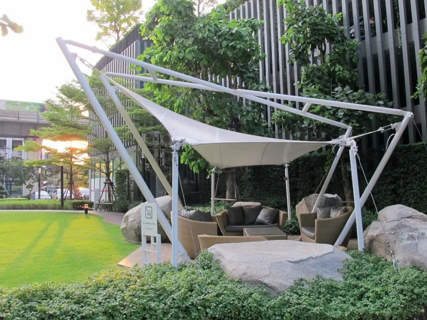 Ideo Mobi Sukhumvit 81 — photo 7