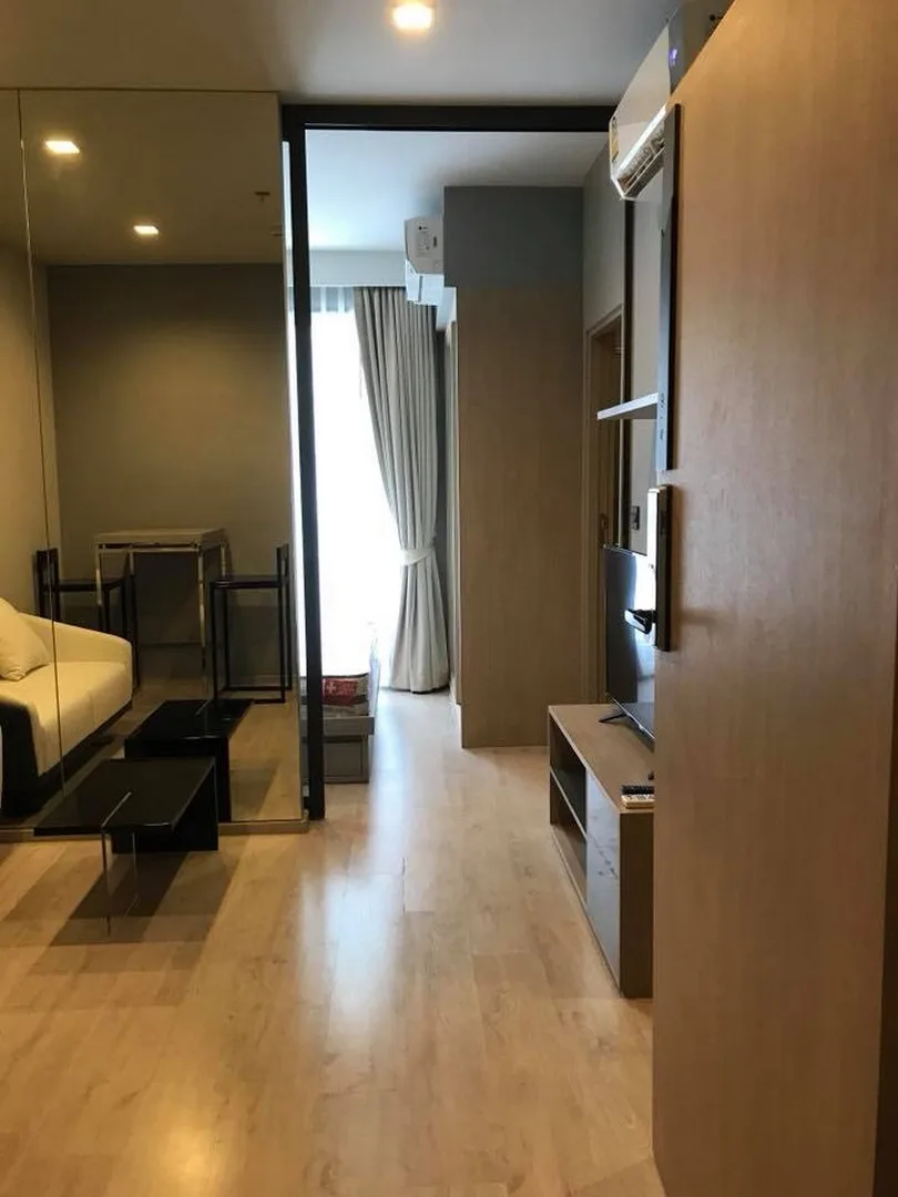 M Thonglor 10 — photo 19