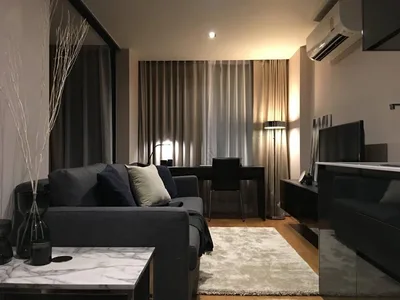 Altitude Samyan - Silom