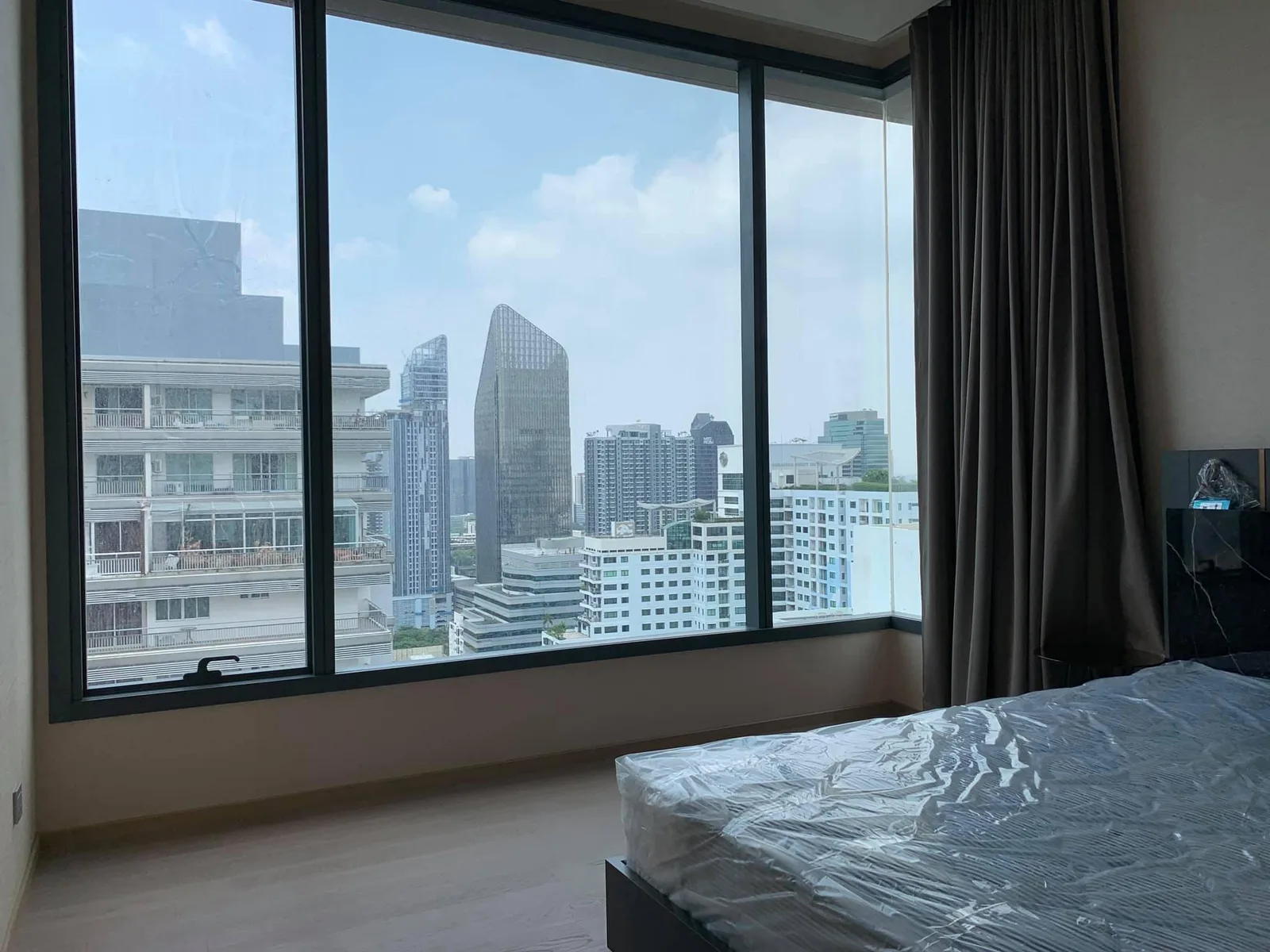 The Esse Asoke — photo 7
