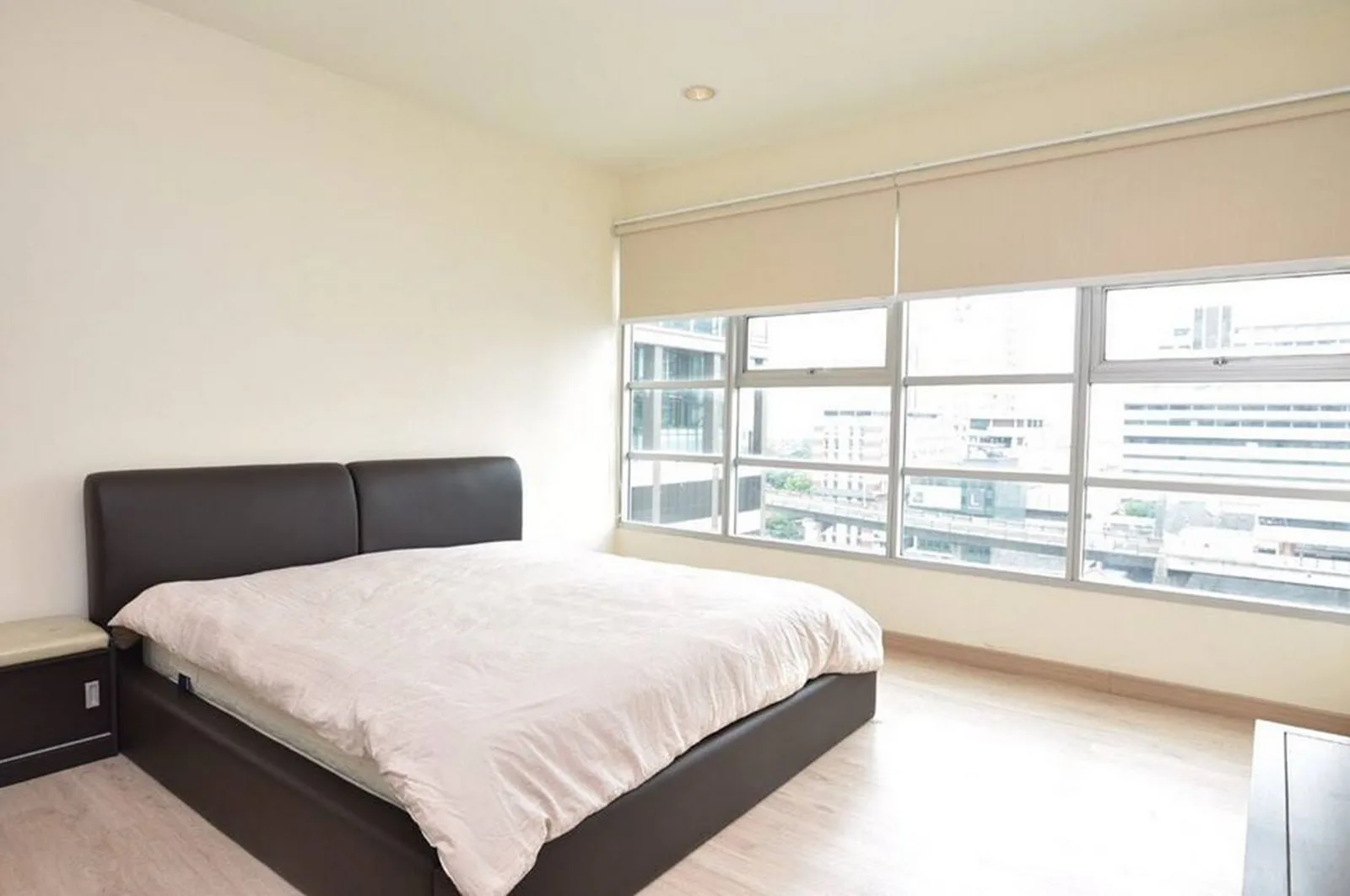 Baan Klang Krung Siam - Pathumwan — photo 2