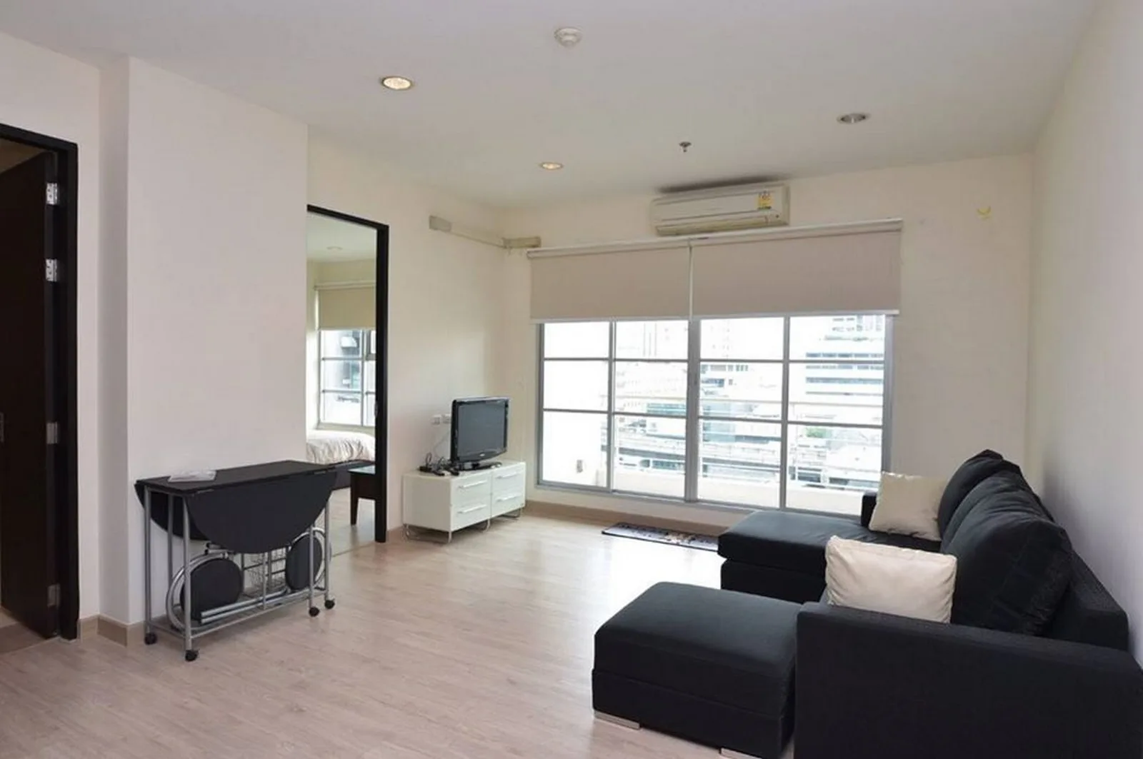 Baan Klang Krung Siam - Pathumwan — photo 7