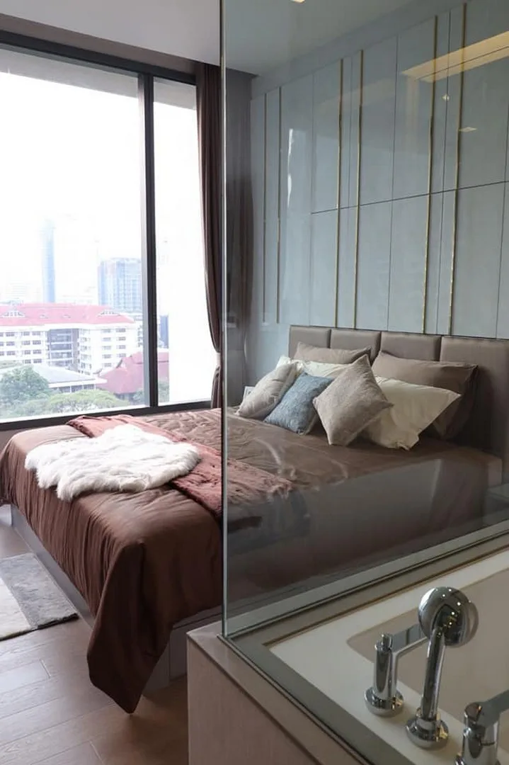 The Esse Asoke — photo 13
