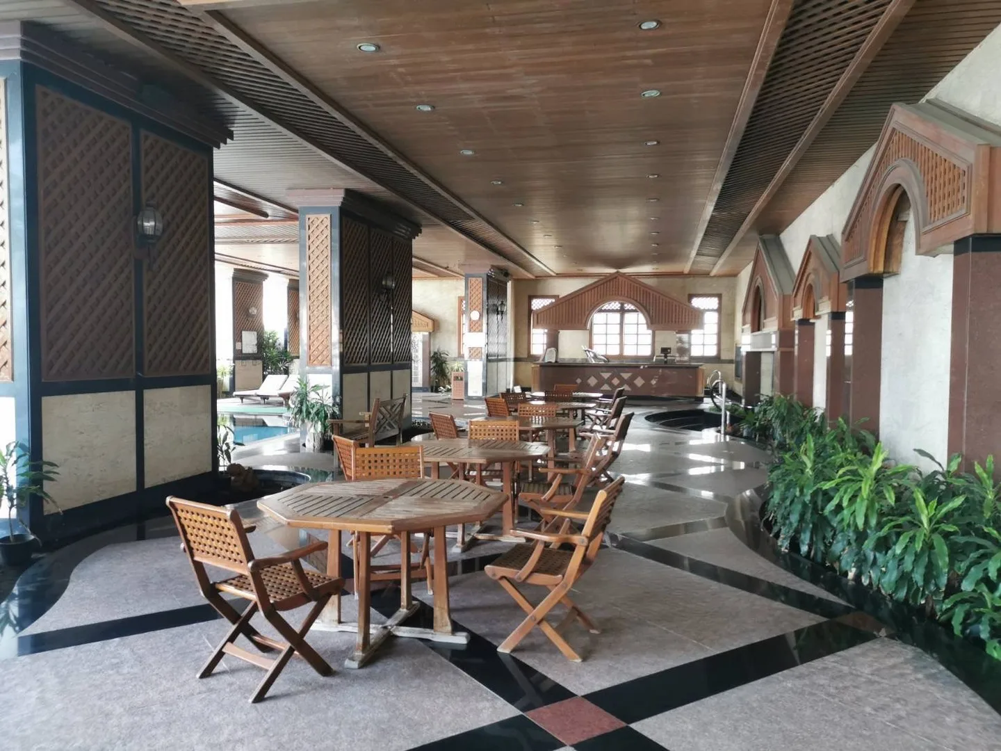Las Colinas — photo 17