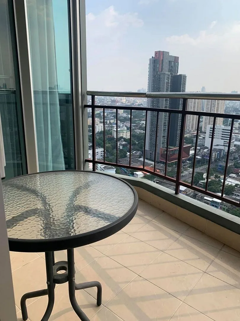 Supalai Park Ekkamai - Thonglor — photo 14