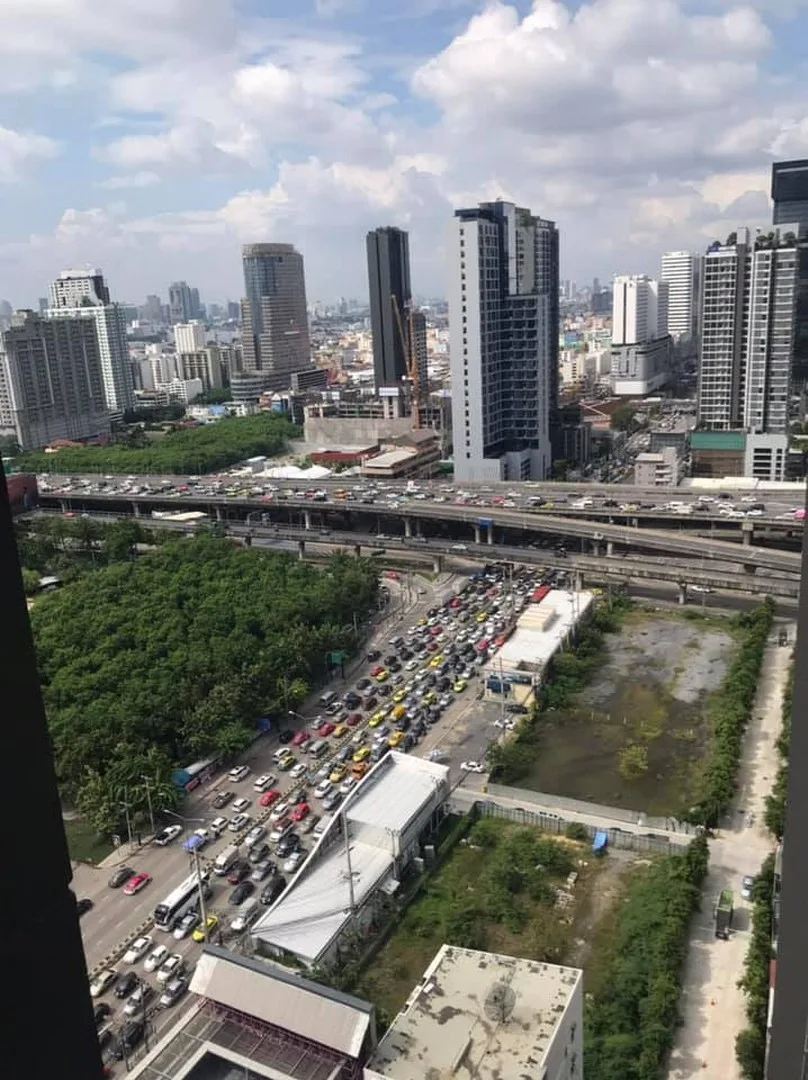 Life Asoke — photo 11