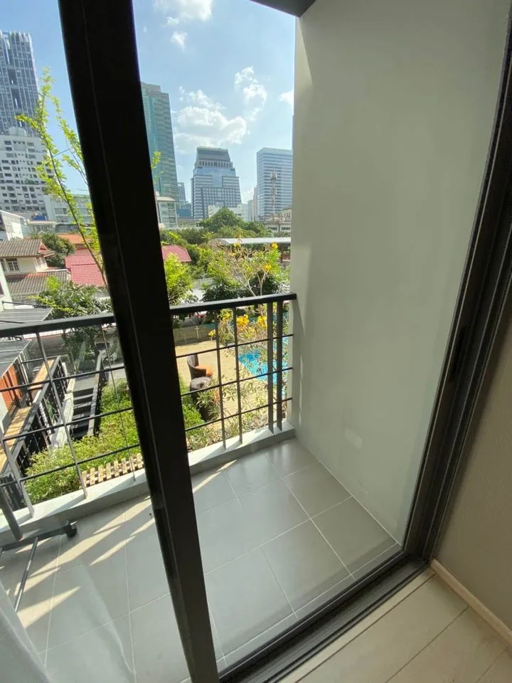 Klass Condo Silom — photo 9