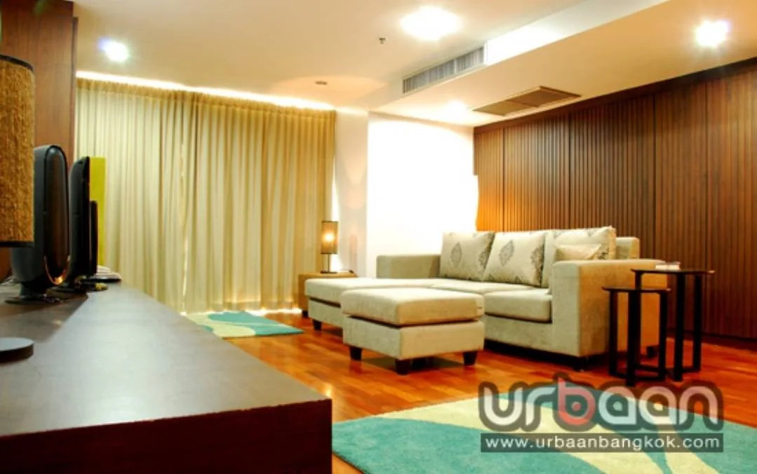 Urbana Langsuan — photo 2