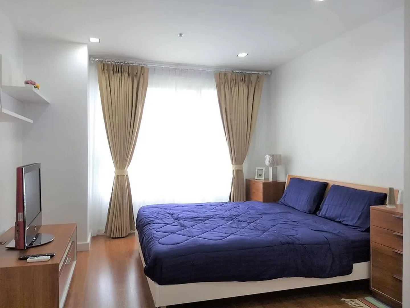 Condo One X Sukhumvit 26 — photo 4
