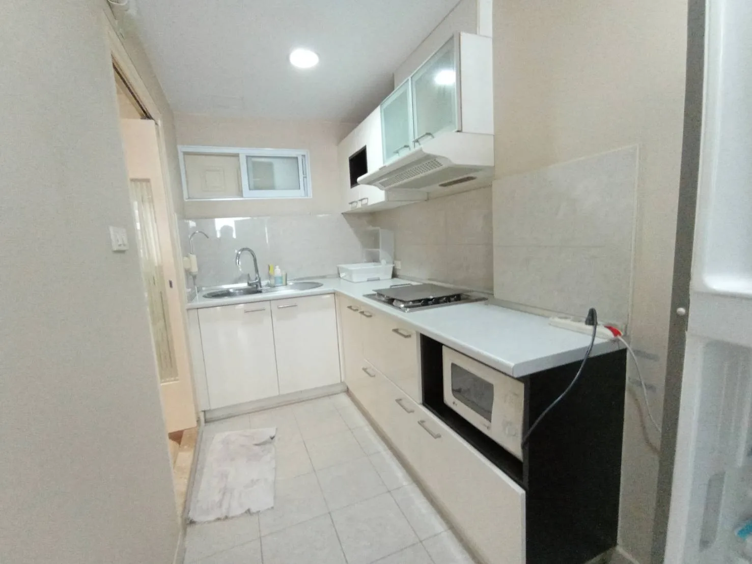 Lumpini Suite Sukhumvit 41 — photo 9