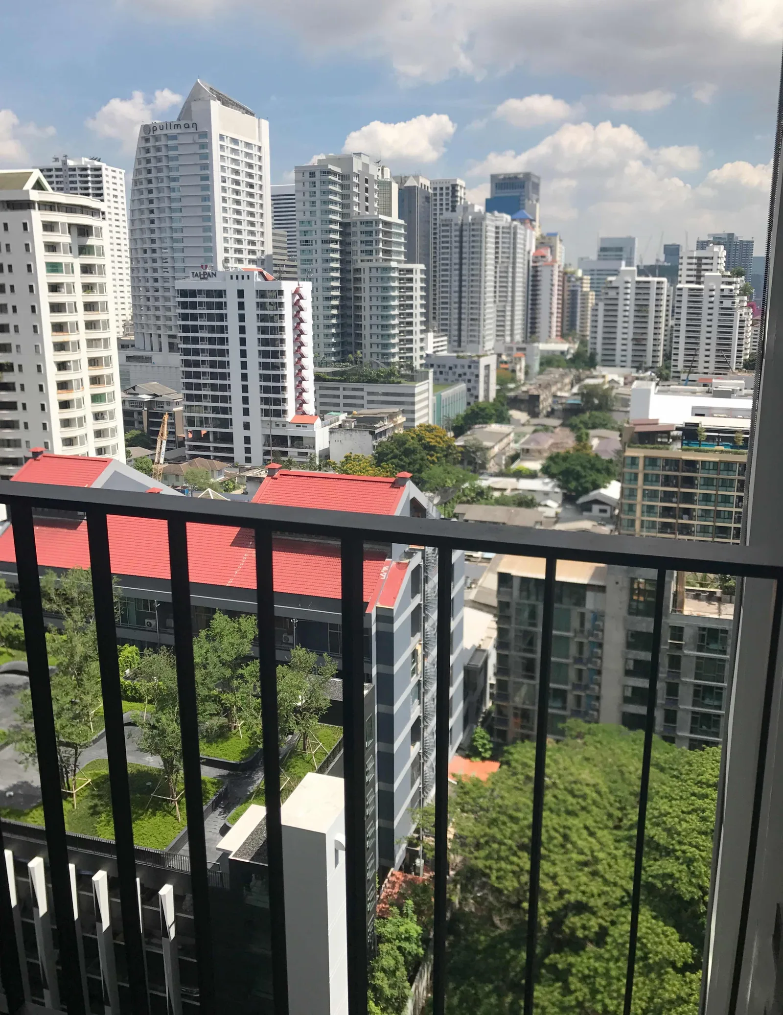 Edge Sukhumvit 23 — photo 6