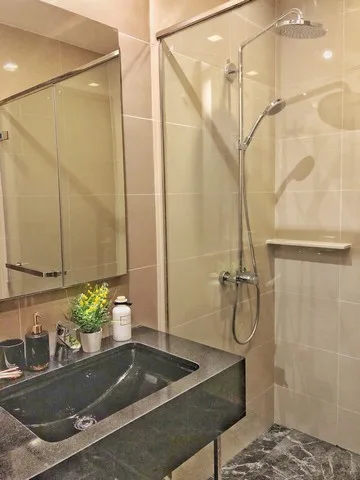 Edge Sukhumvit 23 — photo 2