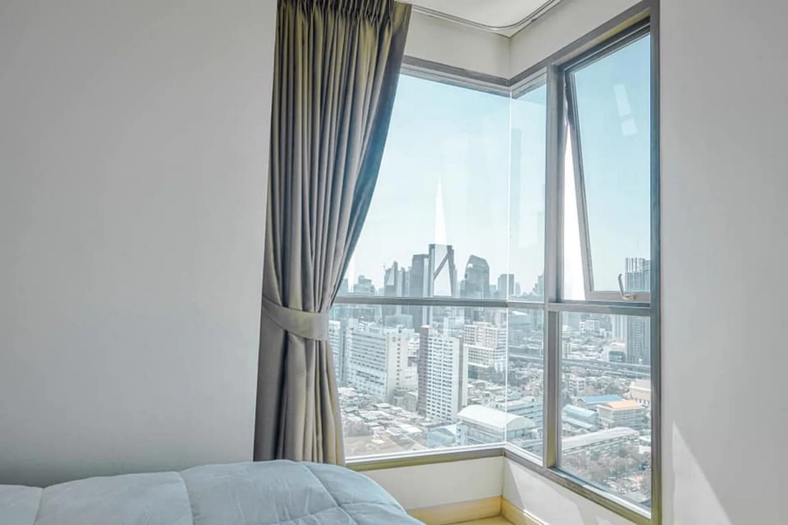 Lumpini Suite Phetchaburi - Makkasan — photo 3