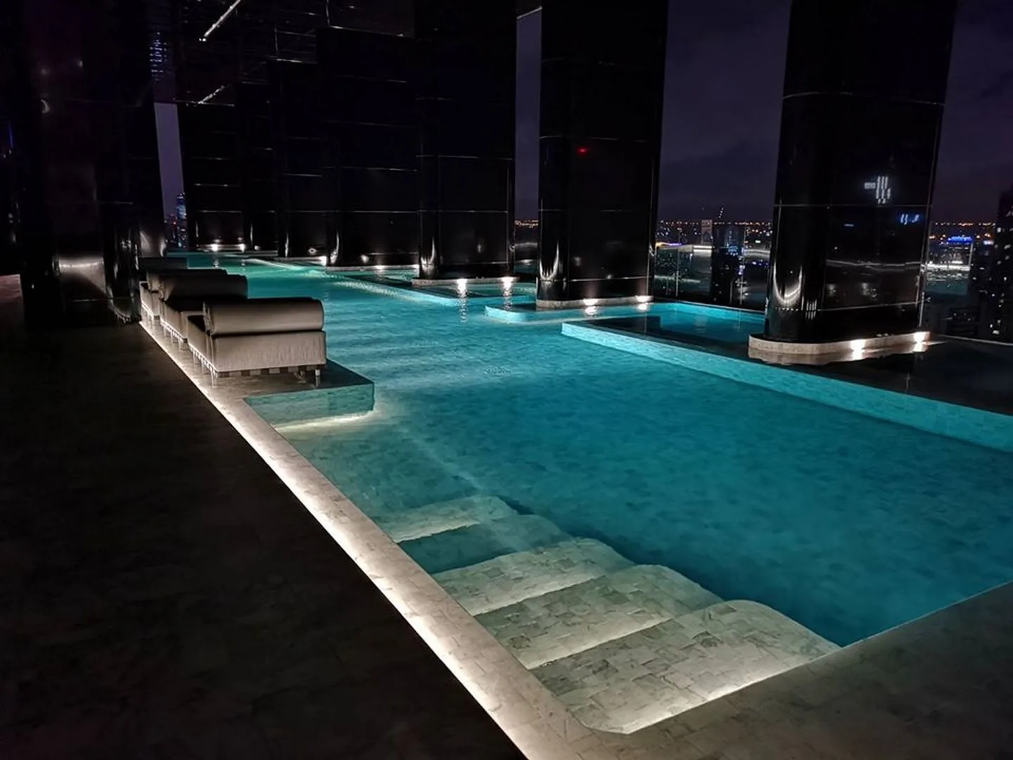 Ashton Asoke — photo 7