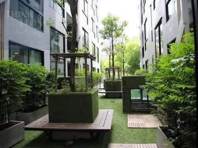 Zenith Place Sukhumvit 42