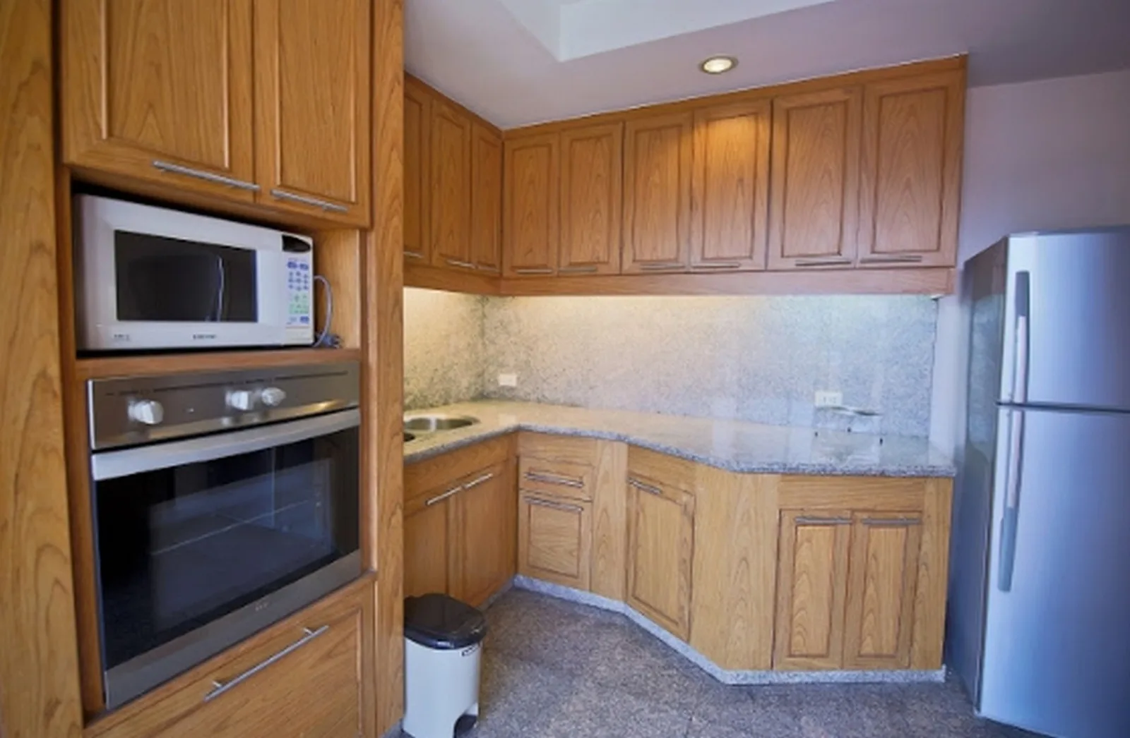 SAWIT SUITES — photo 6