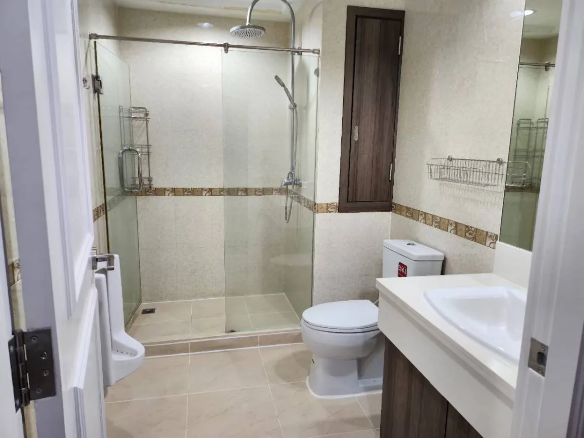 D.S. Tower 1 Sukhumvit 33 — photo 12