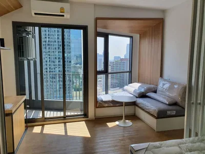 TRIPLE Y RESIDENCE