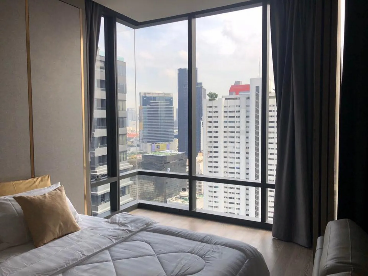 Ashton Silom — photo 4