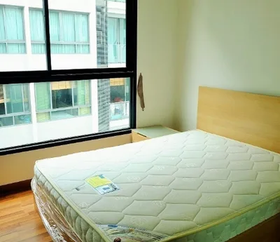 Zenith Place Sukhumvit 42