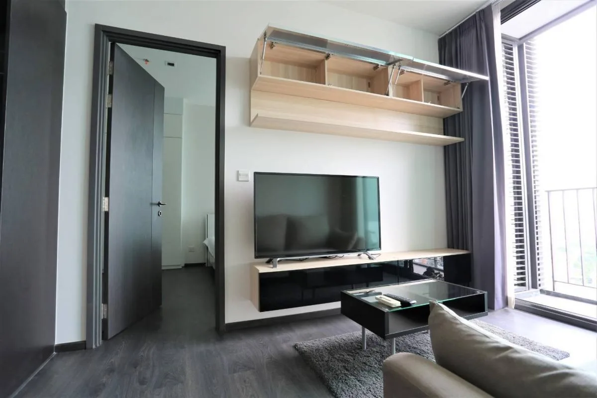 Edge Sukhumvit 23 — photo 3