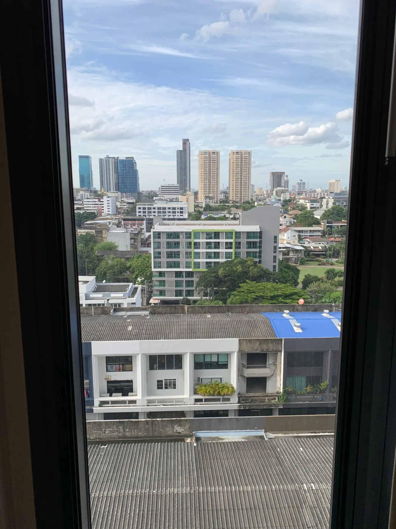M Thonglor 10 — photo 12
