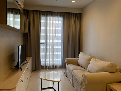 M Thonglor 10