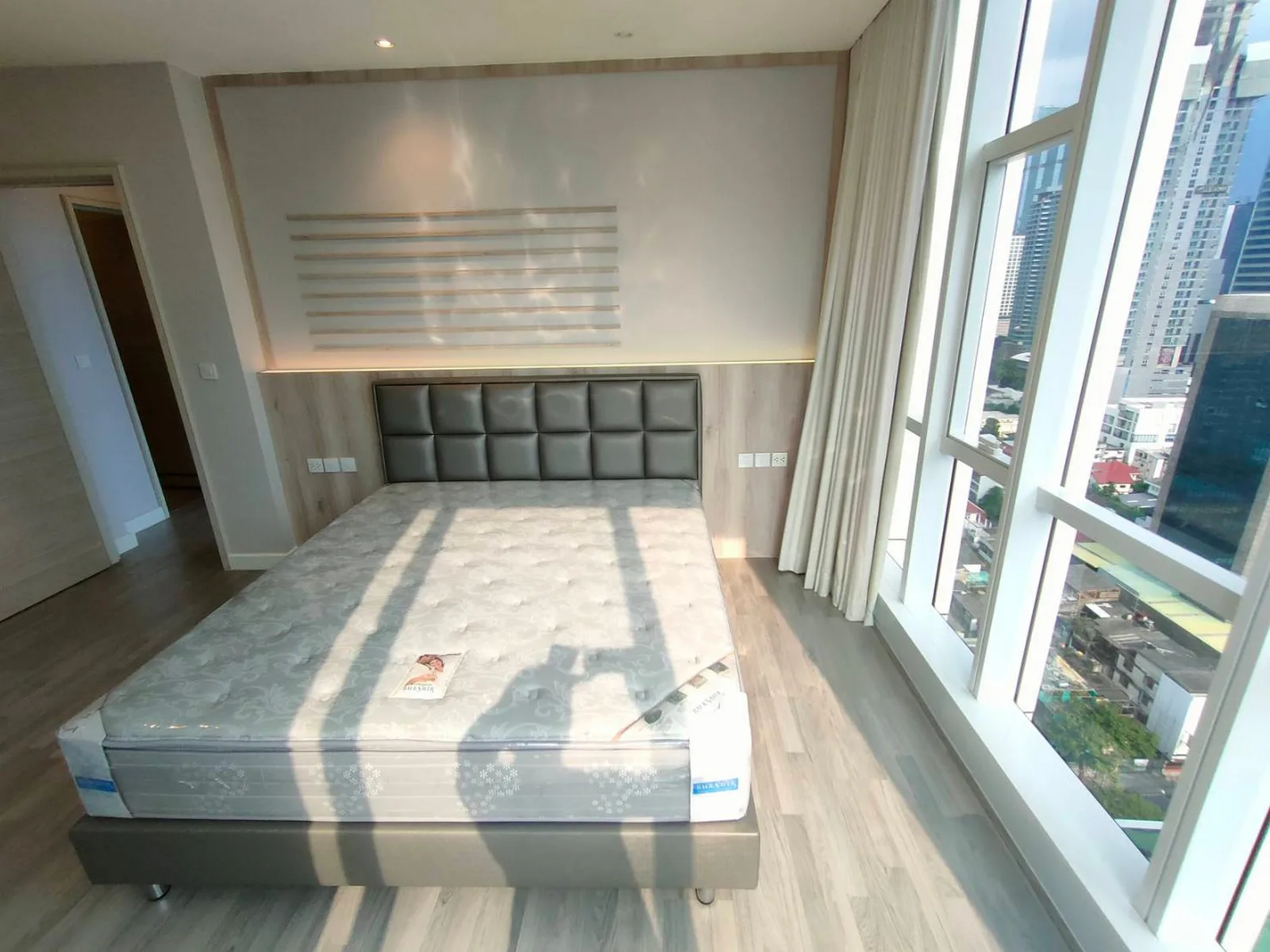 The room Sathorn - TanonPun — photo 9