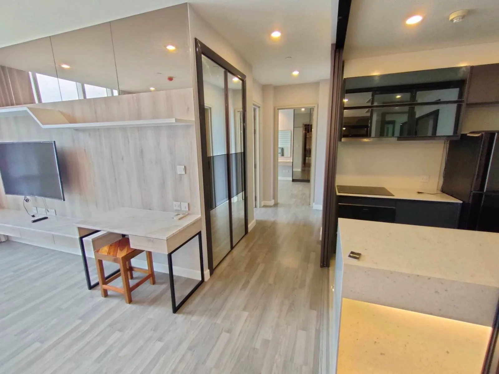 The room Sathorn - TanonPun — photo 10