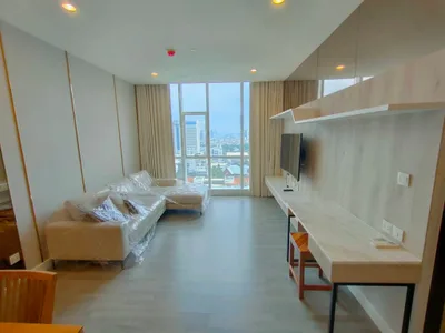 The room Sathorn - TanonPun