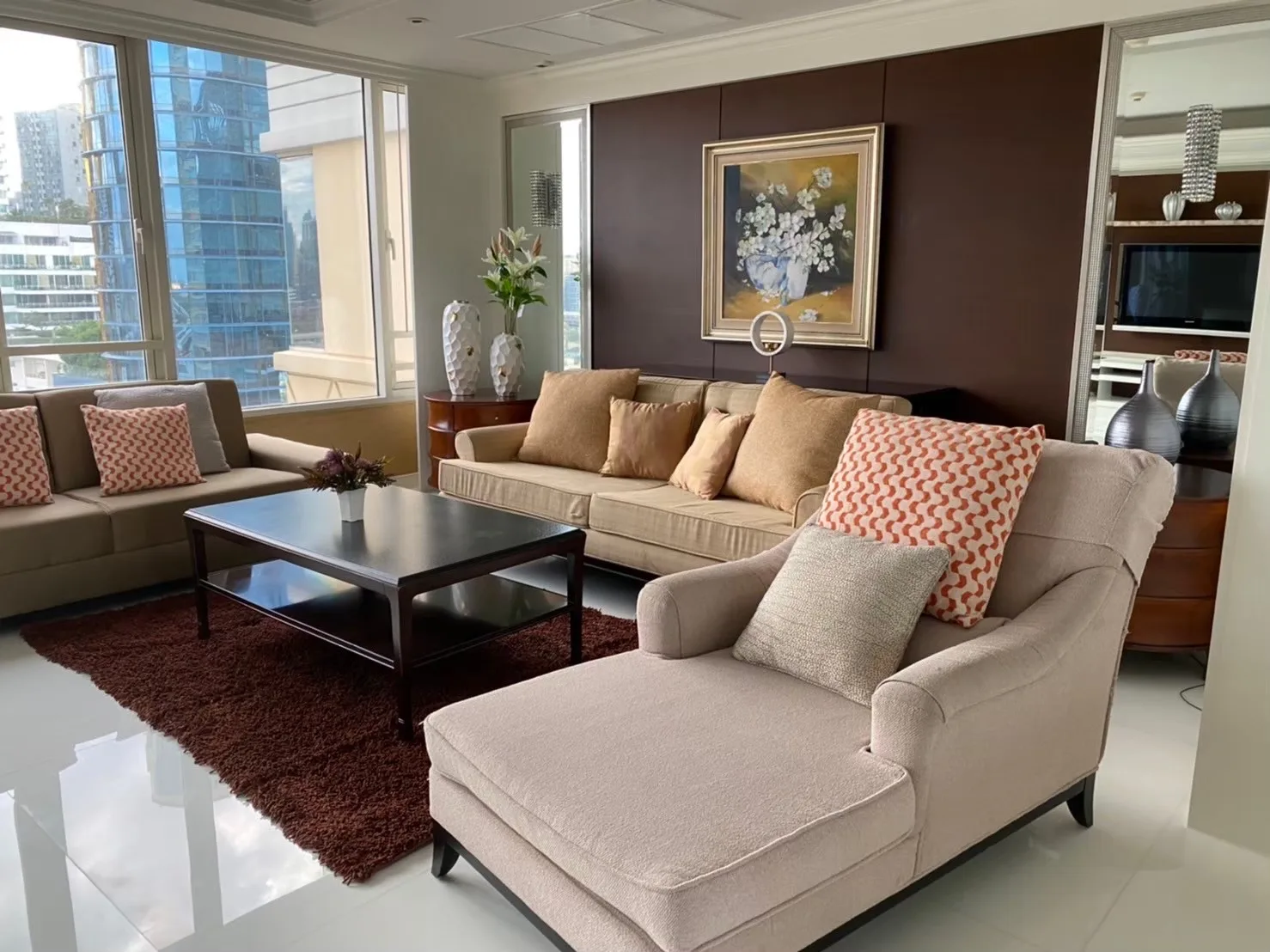 Hampton Thonglor 10 — photo 2