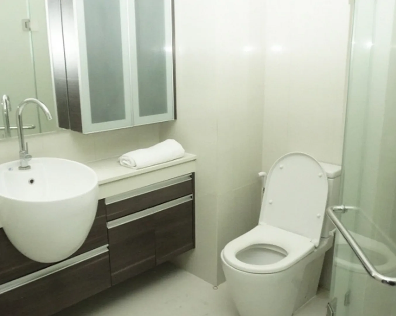 Sky Walk Condominium — photo 6